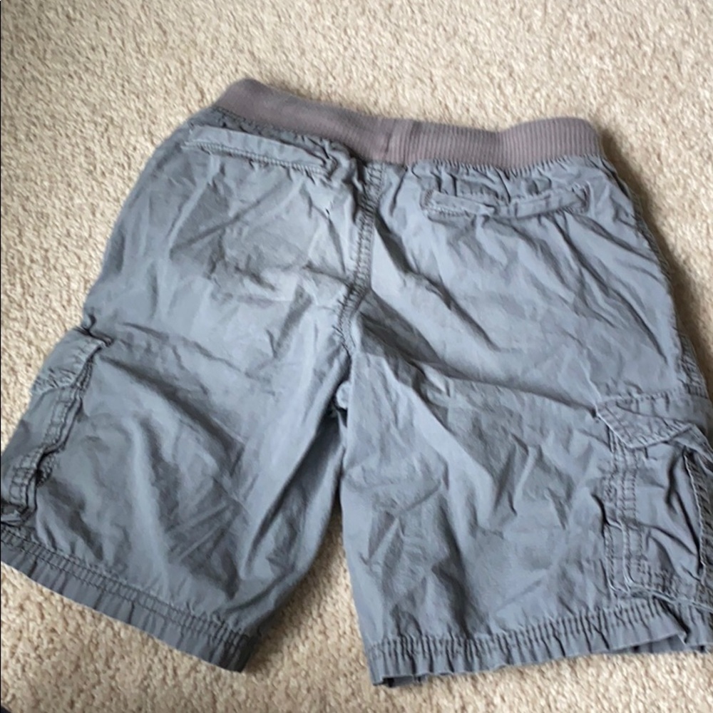 Shorts - Picture 3 of 3